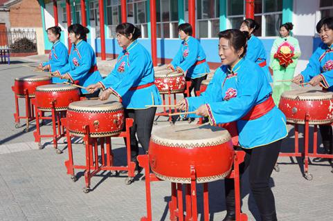 �����ׯ���Ļ�־Ը��